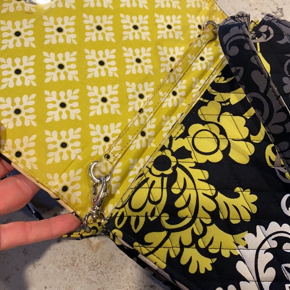 Vera Bradley purse 10” x 9” x 3.5” - Picture 6 of 6